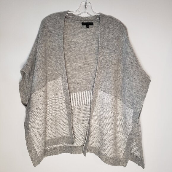 Cozy Soft Grey Banana Republic Sweater Wrap Cardigan Style Snug - Picture 5 of 16